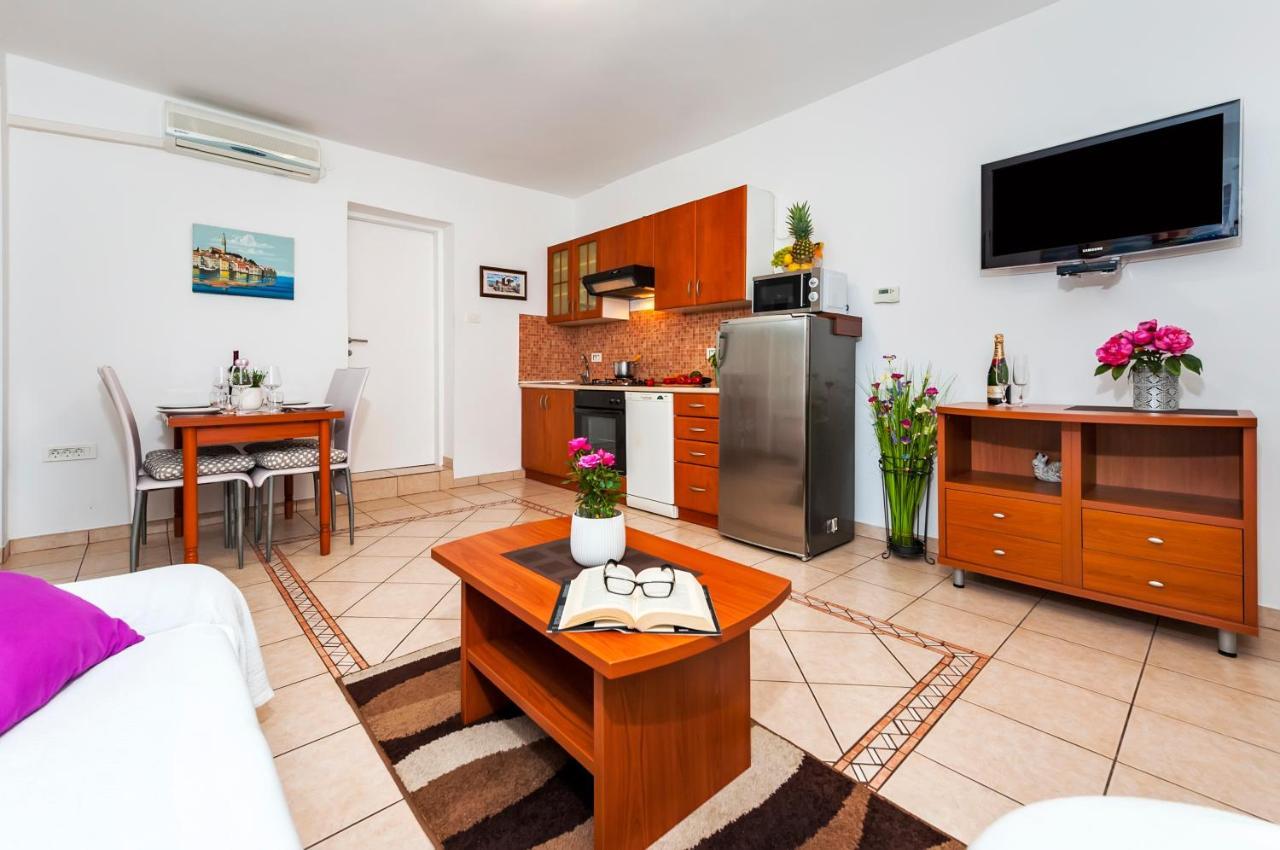 Apartment & Rooms Graciela Rovinj Exteriör bild